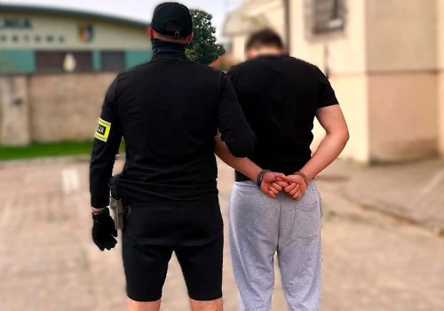 Zamaskowani wyskoczyli z dostawczaka. Doszło do rękoczynów