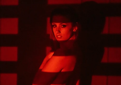 Pornmaxxing: żeby utrzymać chłopaka, musisz być jak gwiazda porno. Dlaczego młode kobiety przekraczają swoje granice w seksie?