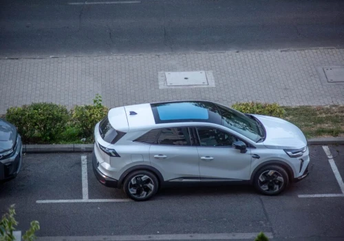 Zapłaciłem 103 zł za 388 kilometrów a w baku zostało sporo gazu. Nowy Renault Symbioz LPG zawstydza elektryki kosztami jazdy