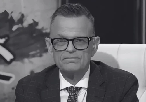 Pogrzeb Andrzeja Morozowskiego nie na Powązkach. Spocznie niedaleko innej sławy