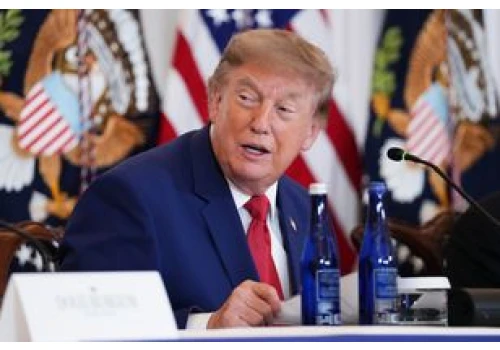 Sąd zatrzymuje budowę sali balowej. Trump ostro komentuje