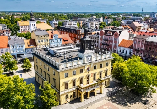 Zerwą beton i posadzą drzewa w centrum. To początek wielkiej rewitalizacji rynku