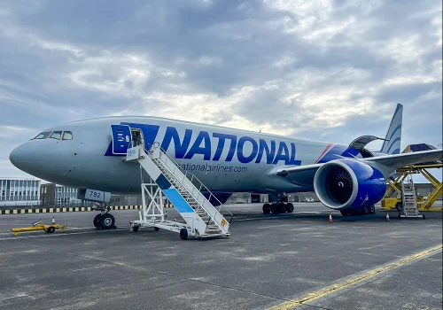 National z rekordowo długim lotem. B777F poleciał non stop do Australii