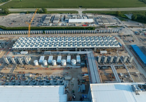 Centra danych AI zużywają prąd i wodę. Pod Bełchatowem powstanie gigant