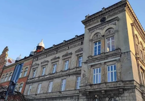 Mysłowice wyprzedają auta za bezcen. Opla kupisz już od kilkuset złotych
