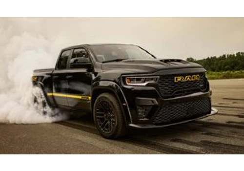777 KM może nie wystarczać. Ram już szykuje pakiety dla 1500 Rumble Bee