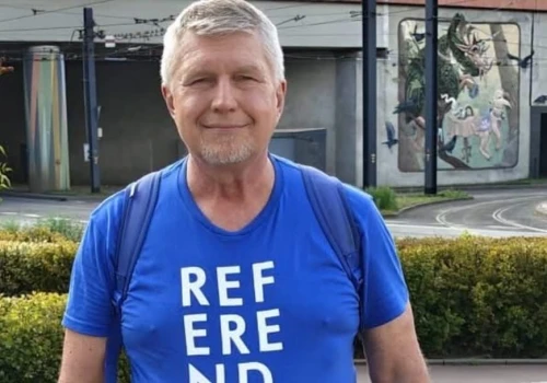 Od referendum do kampanii wyborczej. Piotr Kubiczek znów zbiera podpisy – tym razem dla Jana Hoffmana