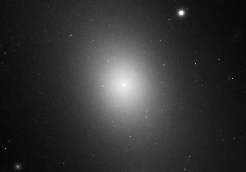 Astronomowie w końcu zmierzyli największą galaktykę we wszechświecie. Jej rozmiar przytłacza