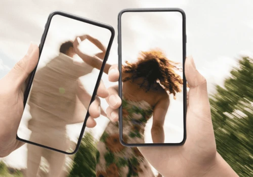 Modelka daje twarz, AI pisze wiadomości. Tajemnice wielomiliardowego biznesu randkowego
