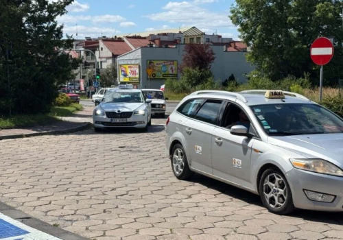 Taksówkarze w Radomsku protestowali przeciwko pijanym kierowcom