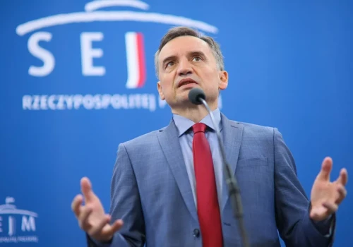Ziobro: Ile wydadzą, by utrzymać Tuska przy władzy?