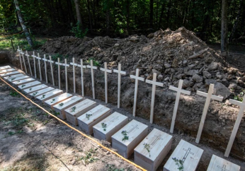 Ukraina wydała zgodę na kolejne ekshumacje i poszukiwania polskich ofiar