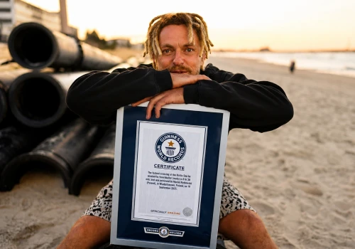 Polak z rekordem Guinnessa! Maciej Rutkowski przepłynął Bałtyk na windsurfingu