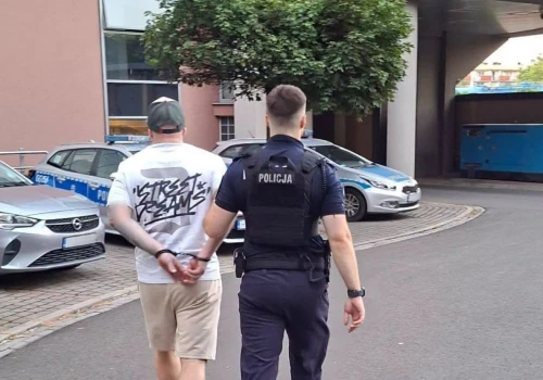Znieważył dwoje Ukraińców w Krakowie. 39-latek z zarzutem