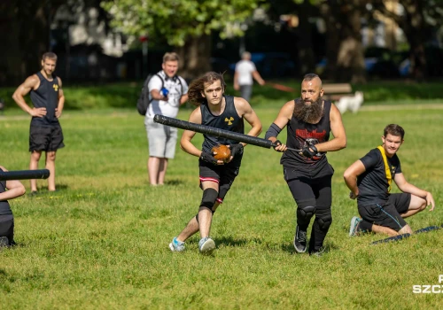 Rugby, szermierka i... zbijak, czyli warsztaty z gry w juggera