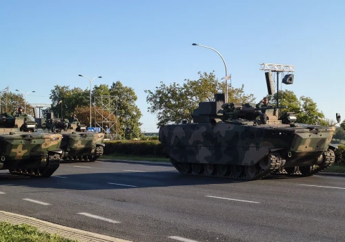 Święto Wojska Polskiego: Ponad 300 jednostek sprzętu w Warszawie