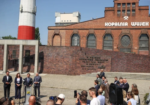 Chcą wykorzystać kopalnie do podboju kosmosu. Teraz wszystko w rękach biznesu