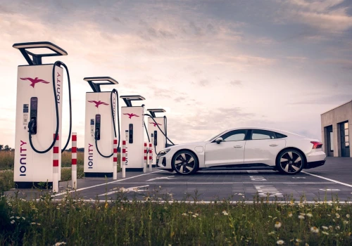 Tak klienci zmieniają podejście do elektryków. Zasięg przestał być największą barierą