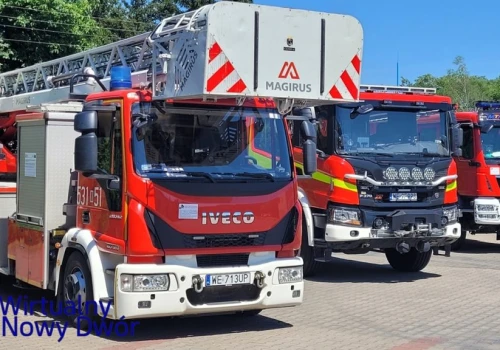 Pożar domu w Suchocinie. Na miejscu kilka zastępów straży pożarnej