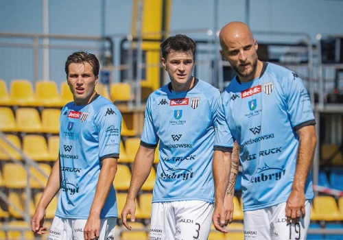 Zimny prysznic dla Sandecji. Avia rozbiła Biało-Czarnych w 14 minut