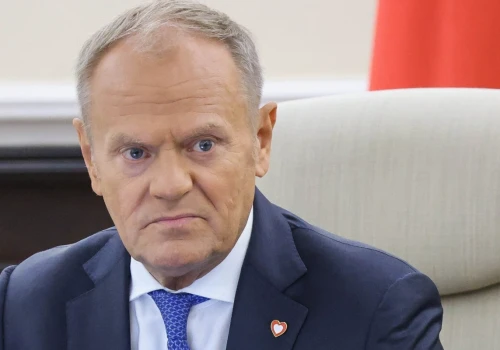 Uśmiechnięty rząd Tuska jest zły. Tak twierdzi już większość Polaków