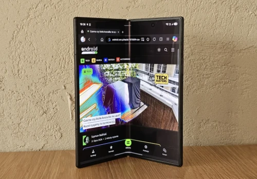 Po katastrofie z Galaxy Z Fold4 wróciłem do składaków. Czy po 4 latach to już jest to?