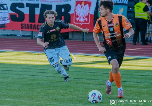 Z dużej chmury mały deszcz. Bezbramkowe derby na Szkolnej