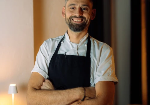 Szef kuchni i współwłaściciel warszawskiej restauracji: „Fine dining przestał być czymś odstraszającym, elitarnym z definicji”