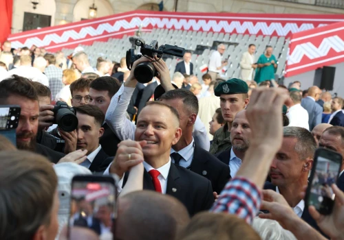 Gdyby wybory prezydenckie miały się odbyć teraz, to Karol Nawrocki wygrałby je? Pola…