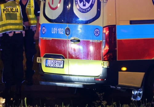 Zauważyła motocykl leżący na polu. Obok znajdował się poważnie ranny 27-latek