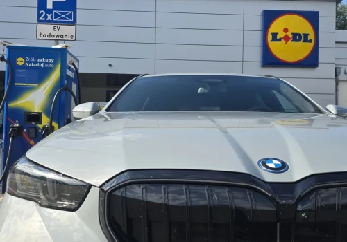Nie zasięg, nie ładowanie. Lidl w Niemczech zrezygnował z „elektryków” z powodu utraty wartości