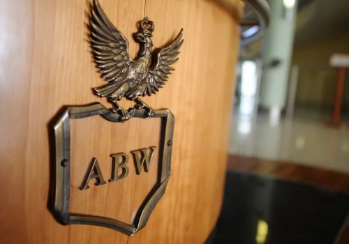 ABW szuka ludzi przez internetowy portal. Były szef wywiadu mówi o 