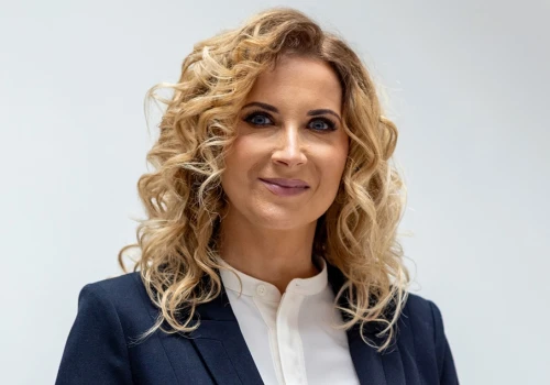 AB wzmacnia zarząd. Patrycja Gawarecka i Jarosław Słowiński z nowymi funkcjami