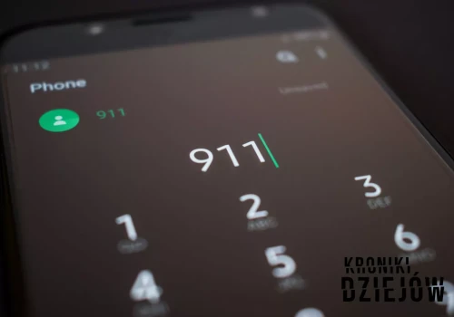 Przez 6,5 minuty rozmawiała z numerem alarmowym przy porywaczu. On nie miał pojęcia, co robiła