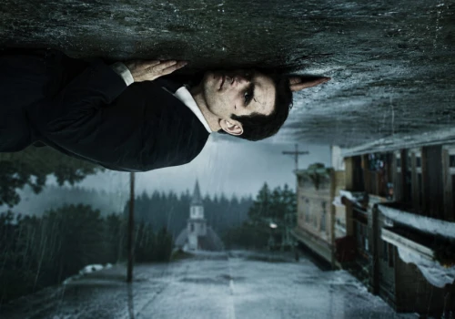 Seria MIASTECZKO WAYWARD PINES, świetny thriller SCI-FI, który połączył twórców Stranger Things i Szóstego zmysłu