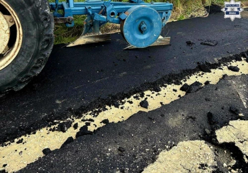 Gliwice. Ciągnikiem zniszczył asfalt. Został aresztowany
