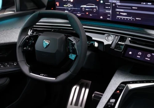 Peugeot 3008 (E-3008) vs Volkswagen ID.4 Pro – Nowa szkoła designu wnętrza (i-Cockpit) kontra ergonomia ID. Software 5.0.