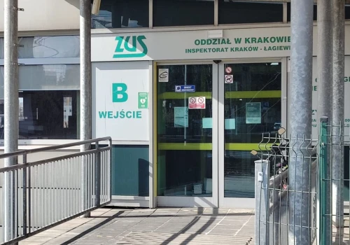 ZUS wypłaca prawie 7 tys. zł po ukończeniu 100 lat