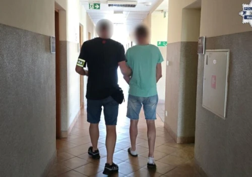 Zaatakował sąsiada i groził jemu oraz jego żonie. 47-latek miał blisko 3 promile