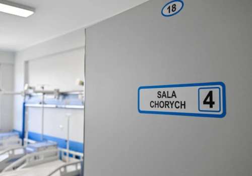Burza wokół raportowania przez szpitale czasu pracy medyków. 