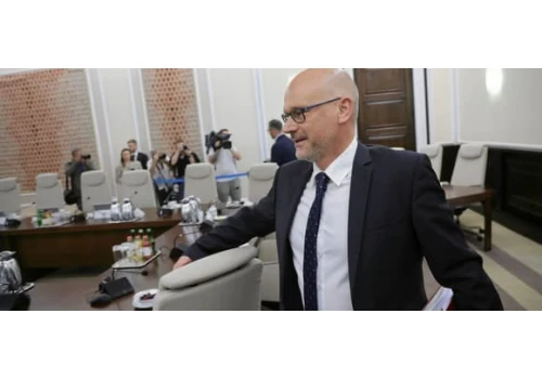 Ustalenia OKO.press: corocznej waloryzacji progu ubóstwa nie będzie. Rząd oszczędza na biednych