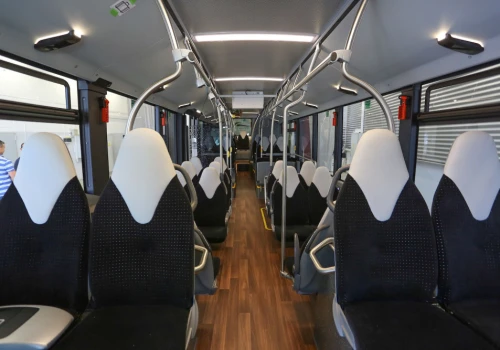 Koleje Małopolskie odebrały pierwszy autobus wodorowy (Galeria)