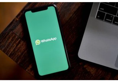 WhatsApp szykuje wygodniejsze wyszukiwanie wiadomości na iPhonie