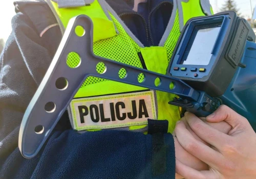 Tylu kierowców straciło prawo jazdy poza obszarem zabudowanym. Nowe statystyki z policji
