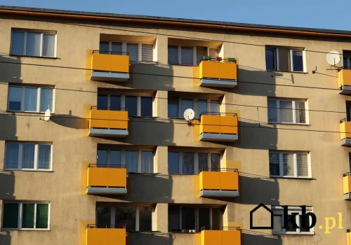 Upały uprzykrzają życie mieszkańców wielkiej płyty. Rekordowe temperatury w mieszkaniach!
