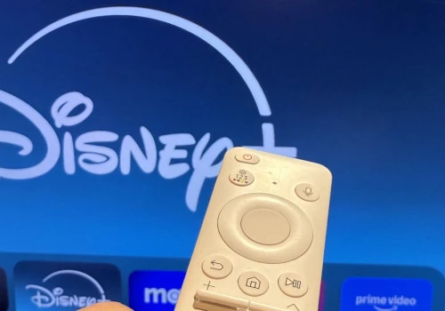 Disney+ poszedł w ślady Netliksa i testuje nową funkcję AI