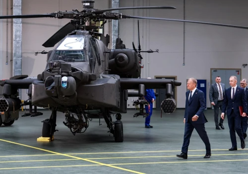 Centrum serwisowe śmigłowców Apache powstaje w Polsce