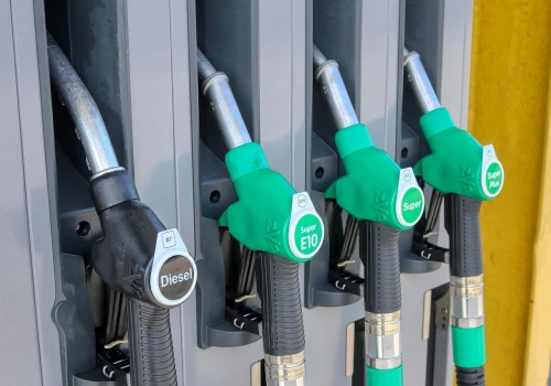 Miliardowe zyski petrochemii a obok trwa walka o przetrwanie polskich przewoźników
