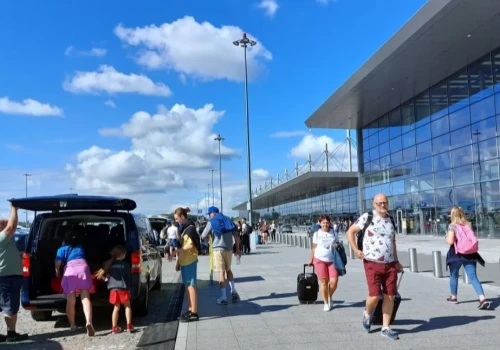 Milion pasażerów w miesiąc. Lotnisko w Pyrzowicach z dużym rekordem