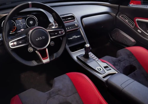 Pininfarina pokazała wnętrze restomodu Hondy NSX. Jest ręczna skrzynia